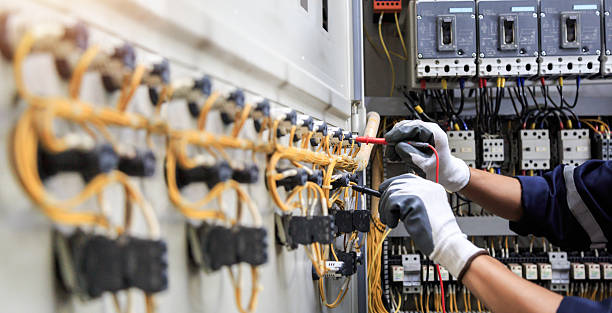 Professional Electrician technician working in Victoria, VA